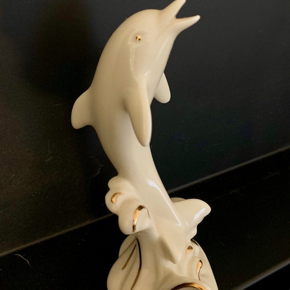 Lenox 4" Dolphin - Head Up - Jumping Out of Water - Gold Trim - Picture 2 of 5